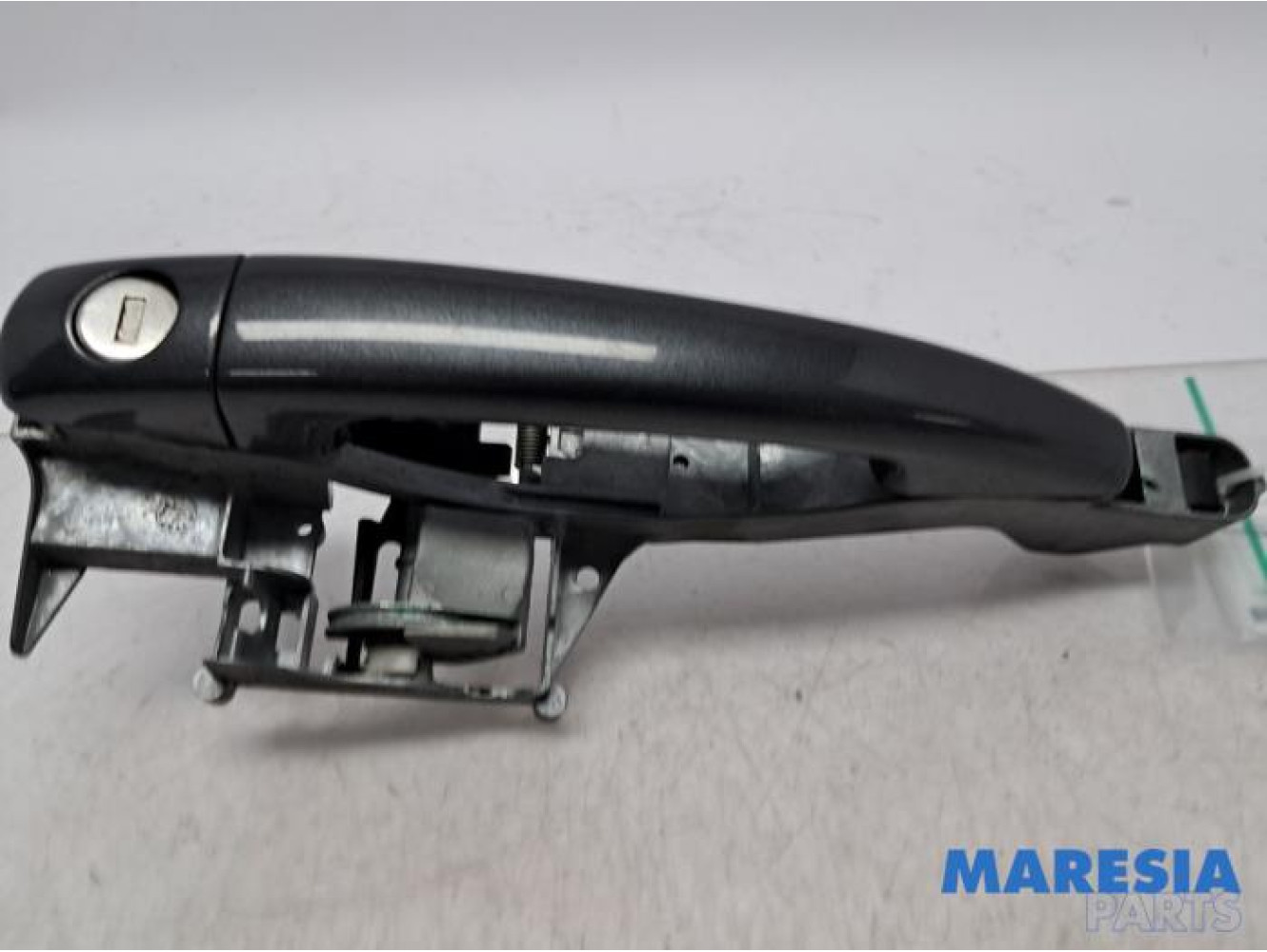 Peugeot - 207 - Türgriff 4-türig links vorne