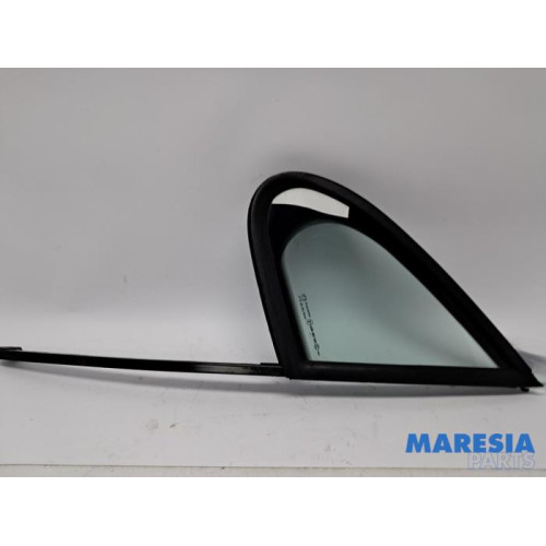 Peugeot - 207 - Vitre triangulaire avant gauche