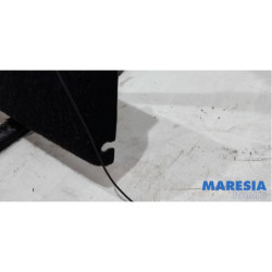 Peugeot - 107 - Hutablage