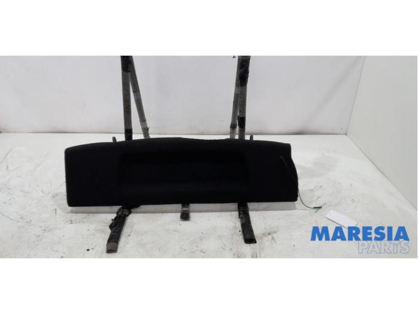 Peugeot - 107 - Hutablage