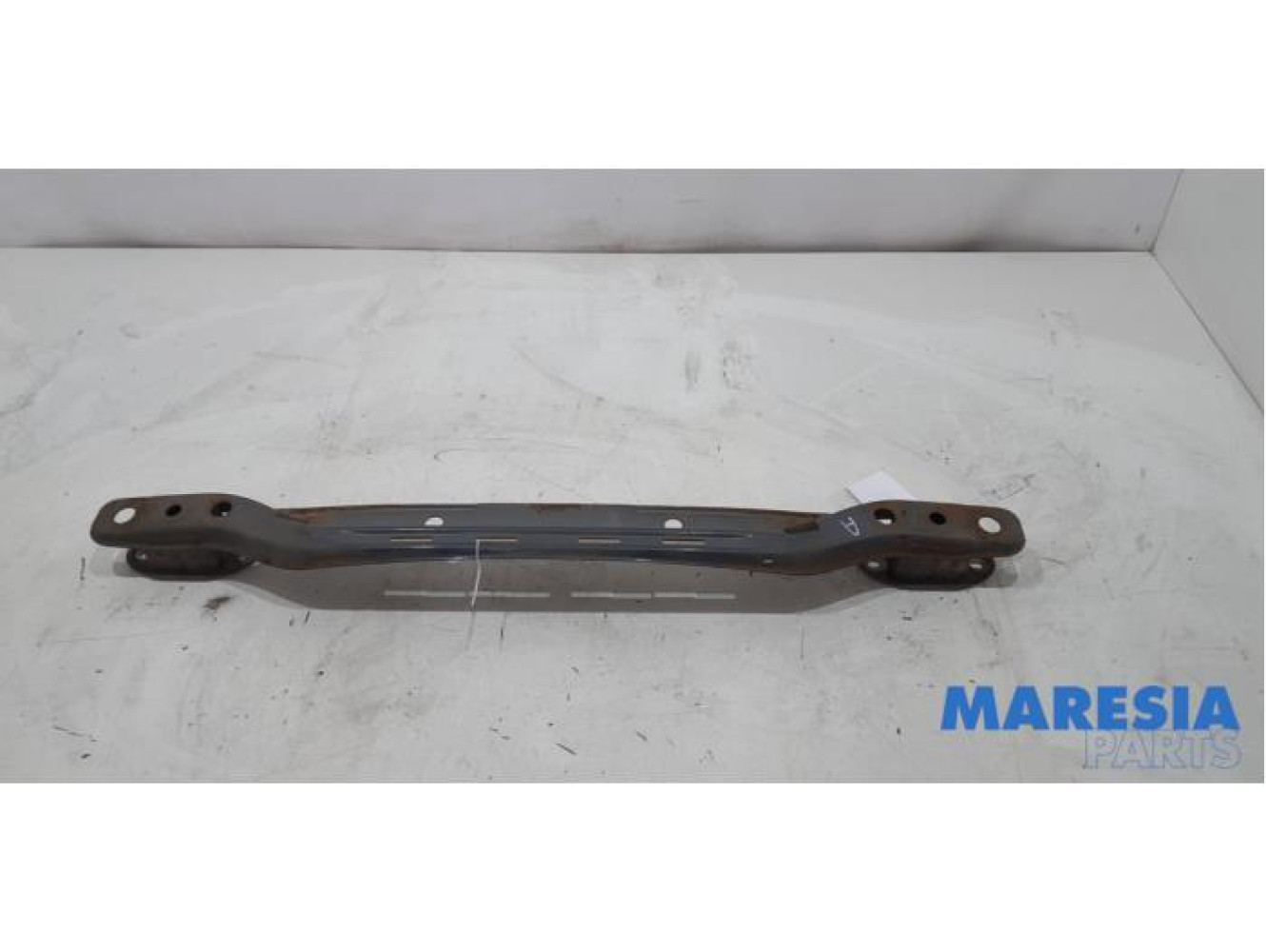 Peugeot - 107 - Rear bumper frame