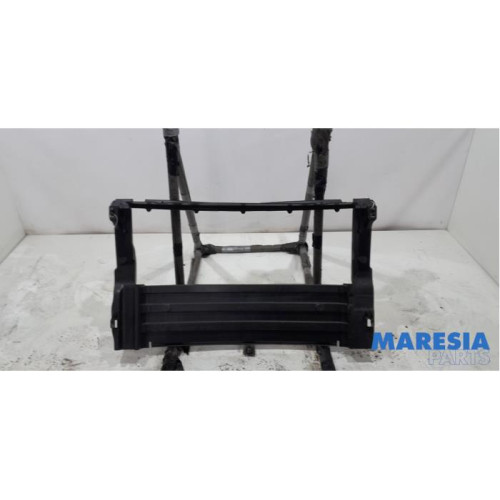 Renault - Trafic - Air funnel