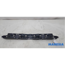 Renault - Trafic - Bumper Schokdemper voor