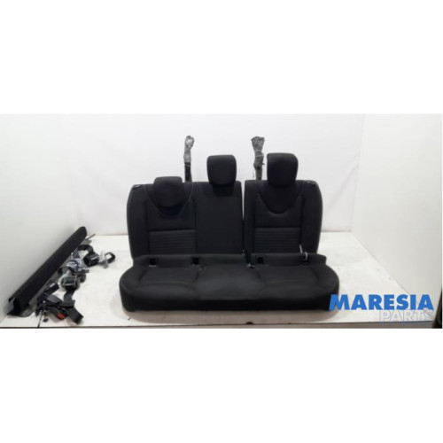 Renault - Clio - Achterbank