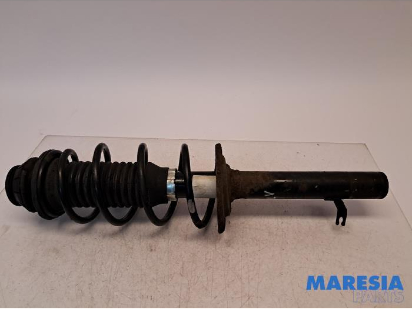Peugeot - 107 - Front shock absorber rod, left