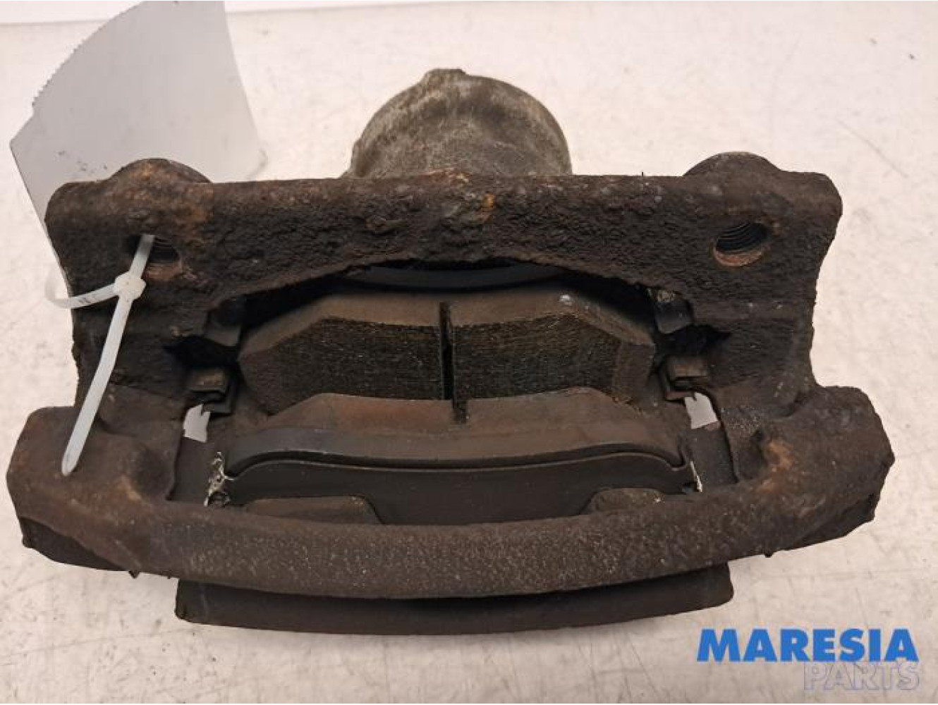 Peugeot - 107 - Front brake calliper, left