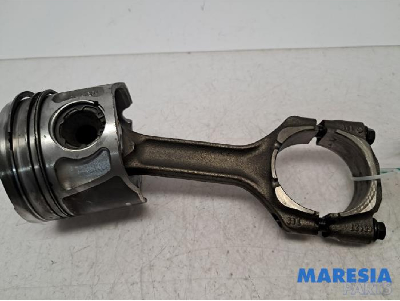 Fiat - Ducato - Connecting rod