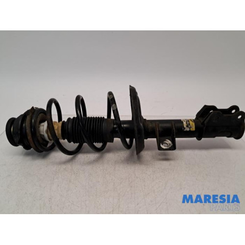 Fiat - 500 - Stoßdämpferstrebe rechts vorne