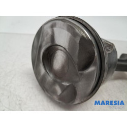 Peugeot - 207 - Drijfstang