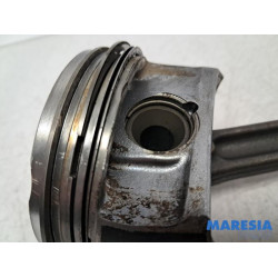 Peugeot - 207 - Drijfstang