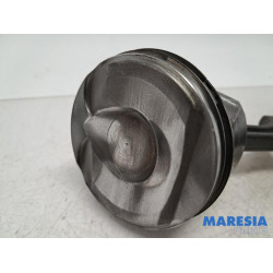 Peugeot - 207 - Drijfstang