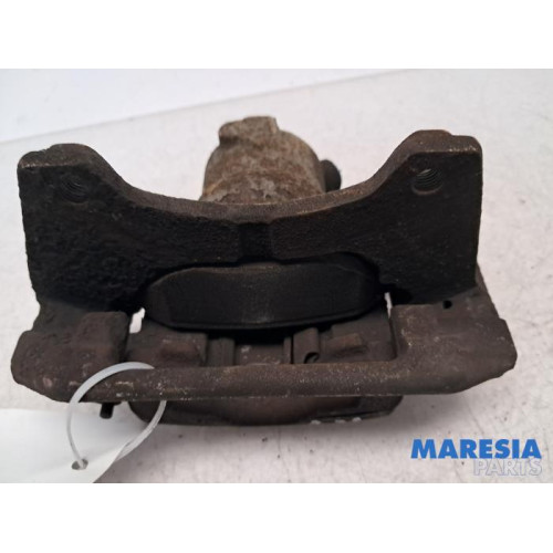 Fiat - 500 - Front brake calliper, right