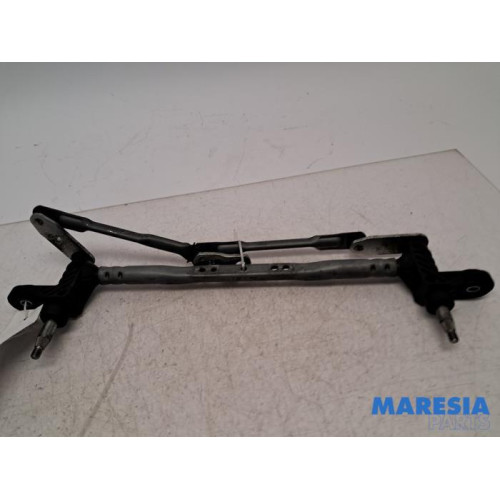 Fiat - 500 - Wiper mechanism