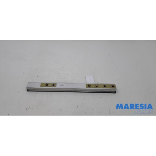 Renault - Espace - Rail siège droit