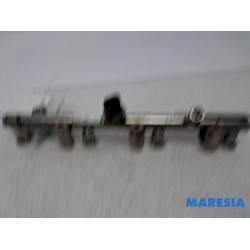 Renault - Scenic - Fuel injector nozzle