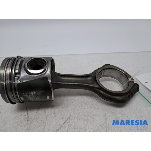 Fiat - Ducato - Connecting rod