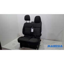 Renault - Trafic - Bank rechts vorne