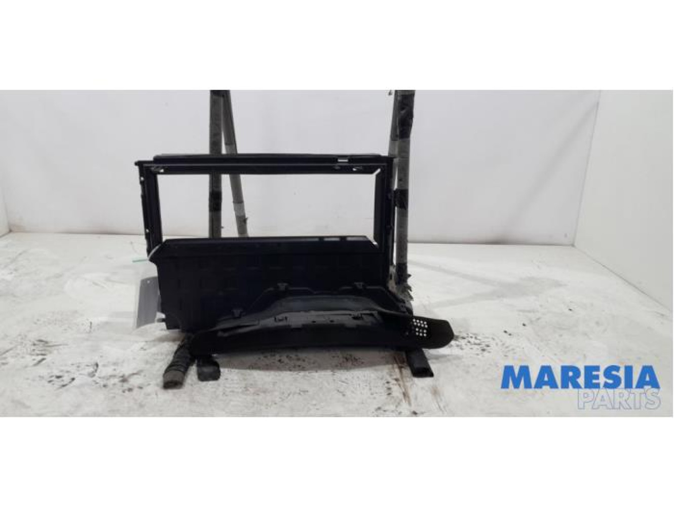 Renault - Clio - Luft Leitung