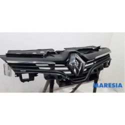 Renault - Clio - Calandre