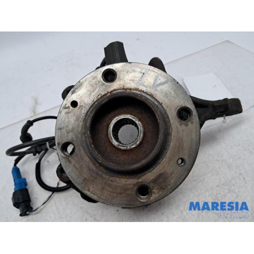 Citroen - C3 - Knuckle, front left