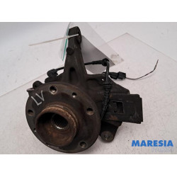 Renault - Megane - Achsschenkel links vorne