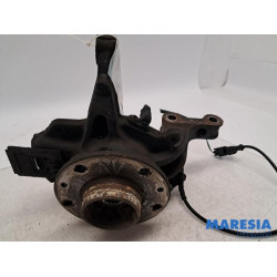 Renault - Megane - Achsschenkel rechts vorne