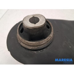 Renault - Megane - Bras de suspension bas avant droit