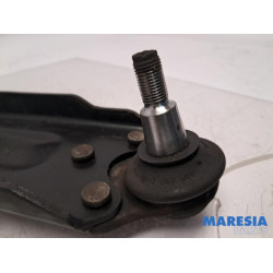 Renault - Megane - Bras de suspension bas avant droit