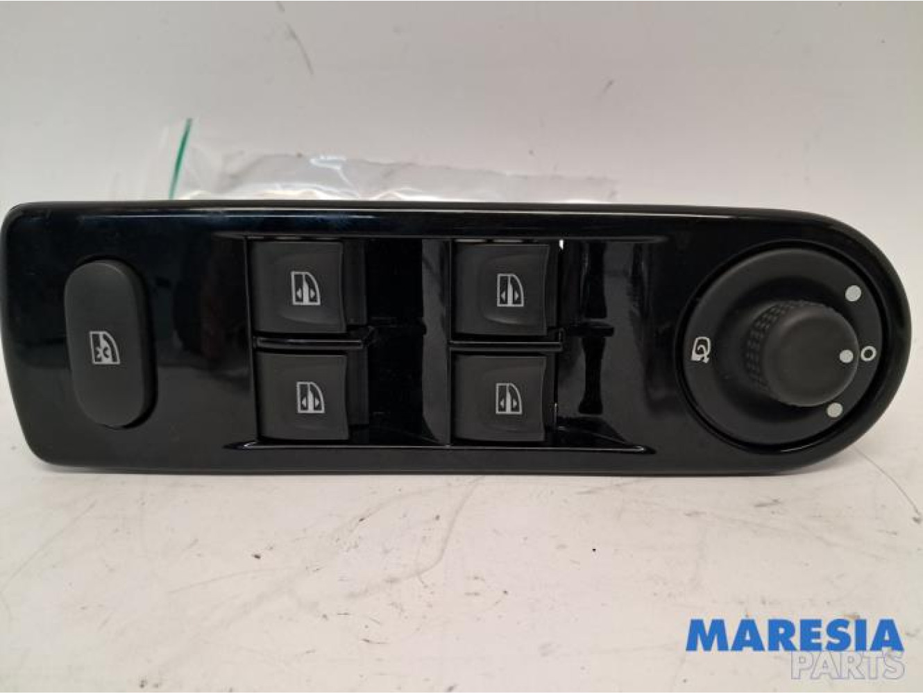 Renault - Clio - Combischakelaar ramen