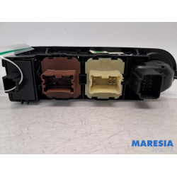 Renault - Clio - Combischakelaar ramen