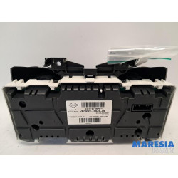 Renault - Clio - Instrument panel