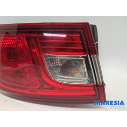 Renault - Clio - Feu arrière gauche