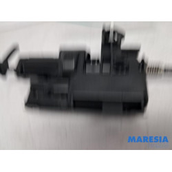 Renault - Clio - Tankklep Vergrendelingsmotor