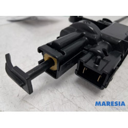 Renault - Clio - Tankklep Vergrendelingsmotor