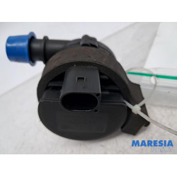 Renault - Megane - Additional water pump