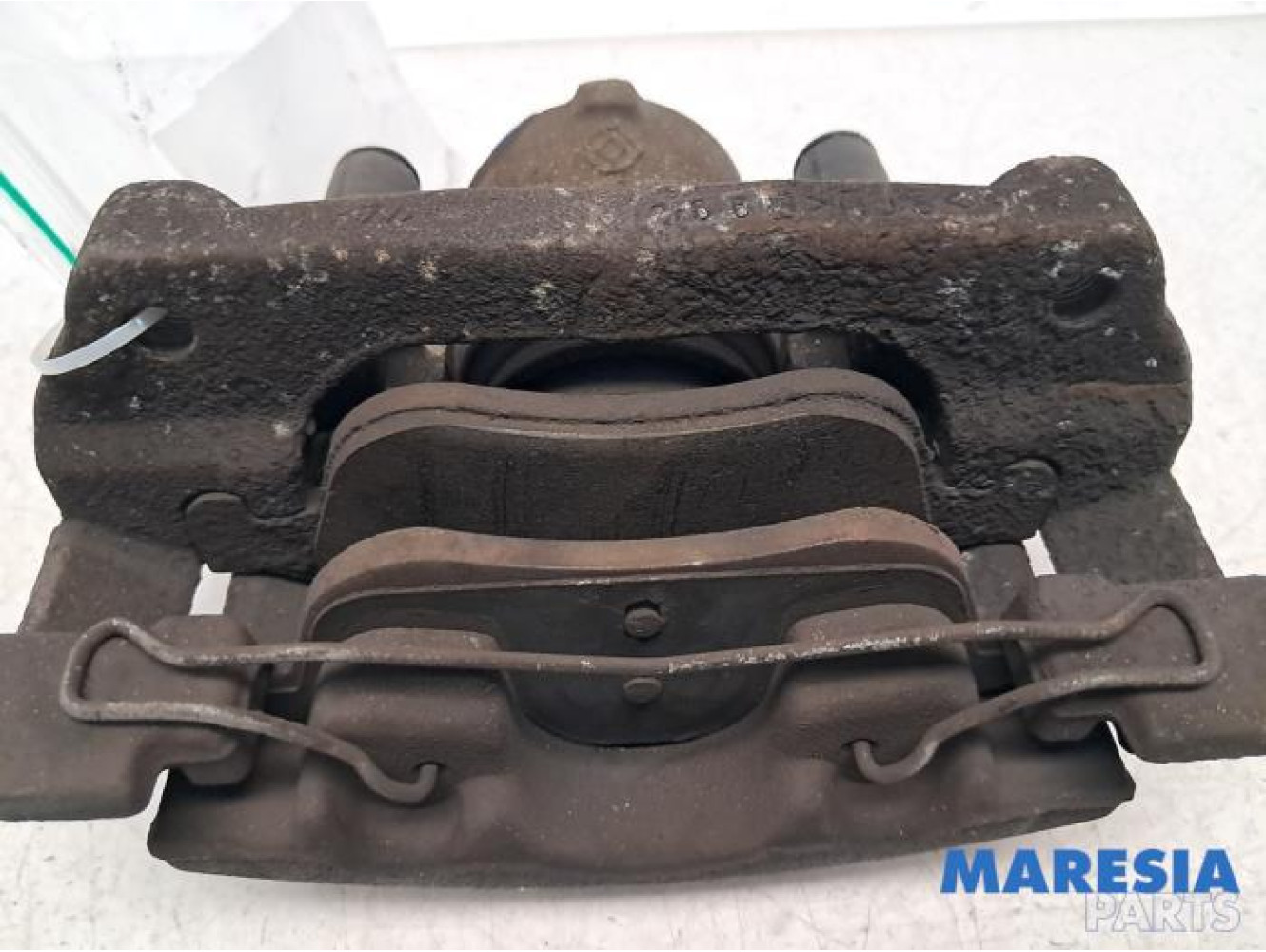 Renault - Megane - Front brake calliper, left