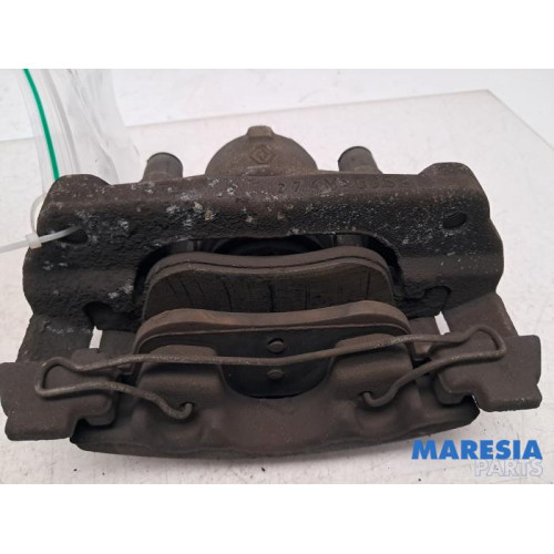 Renault - Megane - Bremszange rechts vorne