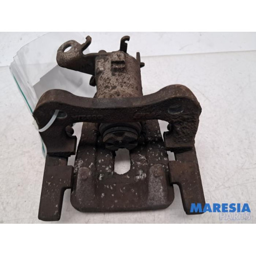 Renault - Megane - Rear brake calliper, right