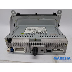 Renault - Clio - Regelunit Multi Media