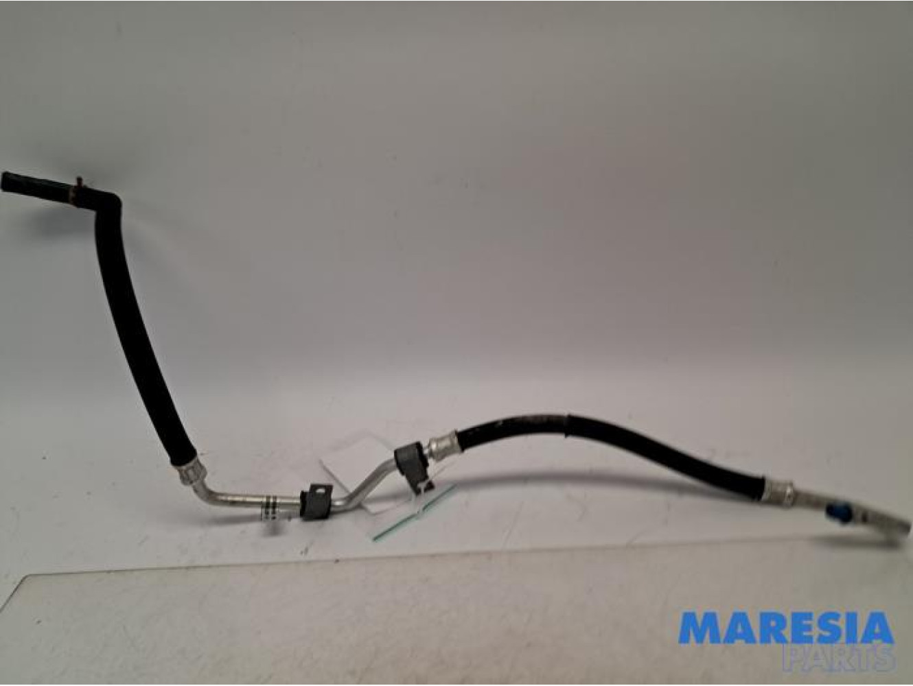 Opel - Vivaro - Power steering line