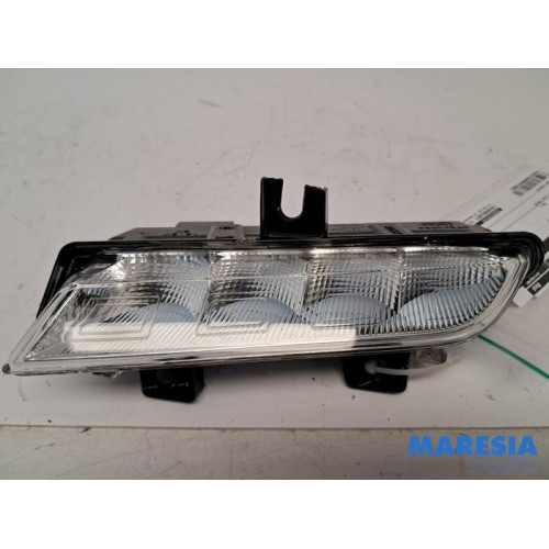 Renault - Clio - Dagrijverlichting links