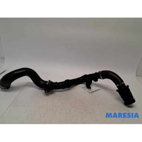 Opel - Vivaro - Intercooler Schlauch