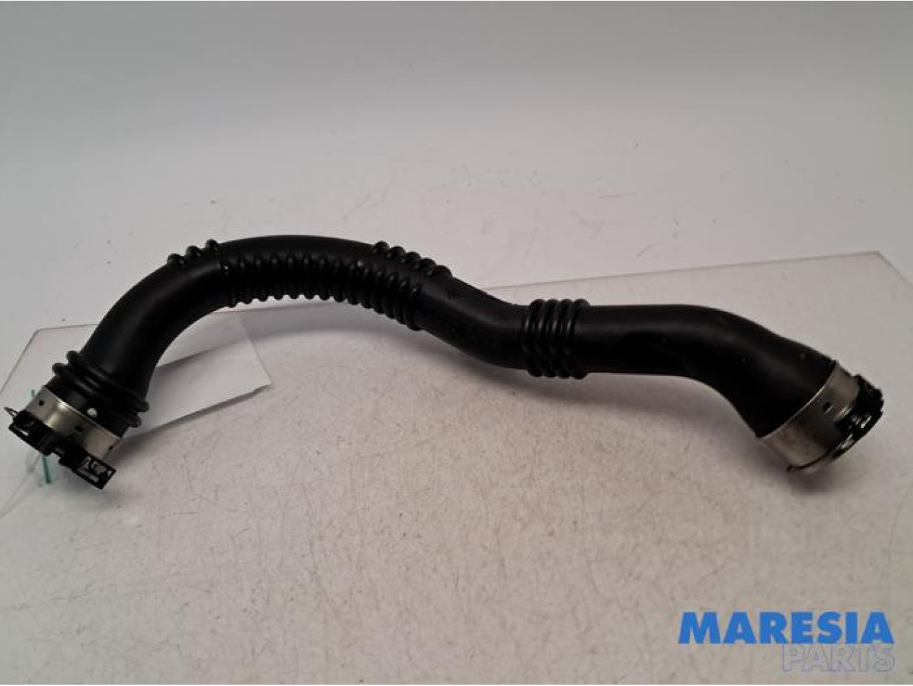 Opel - Vivaro - Intercooler tube