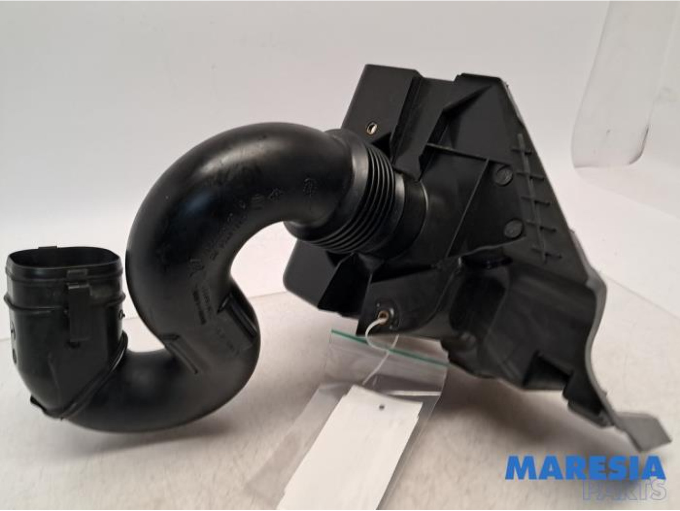 Opel - Vivaro - Air intake hose