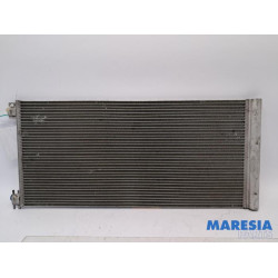 Opel - Vivaro - Condensateur clim