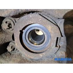 Opel - Vivaro - Achsschenkel rechts vorne