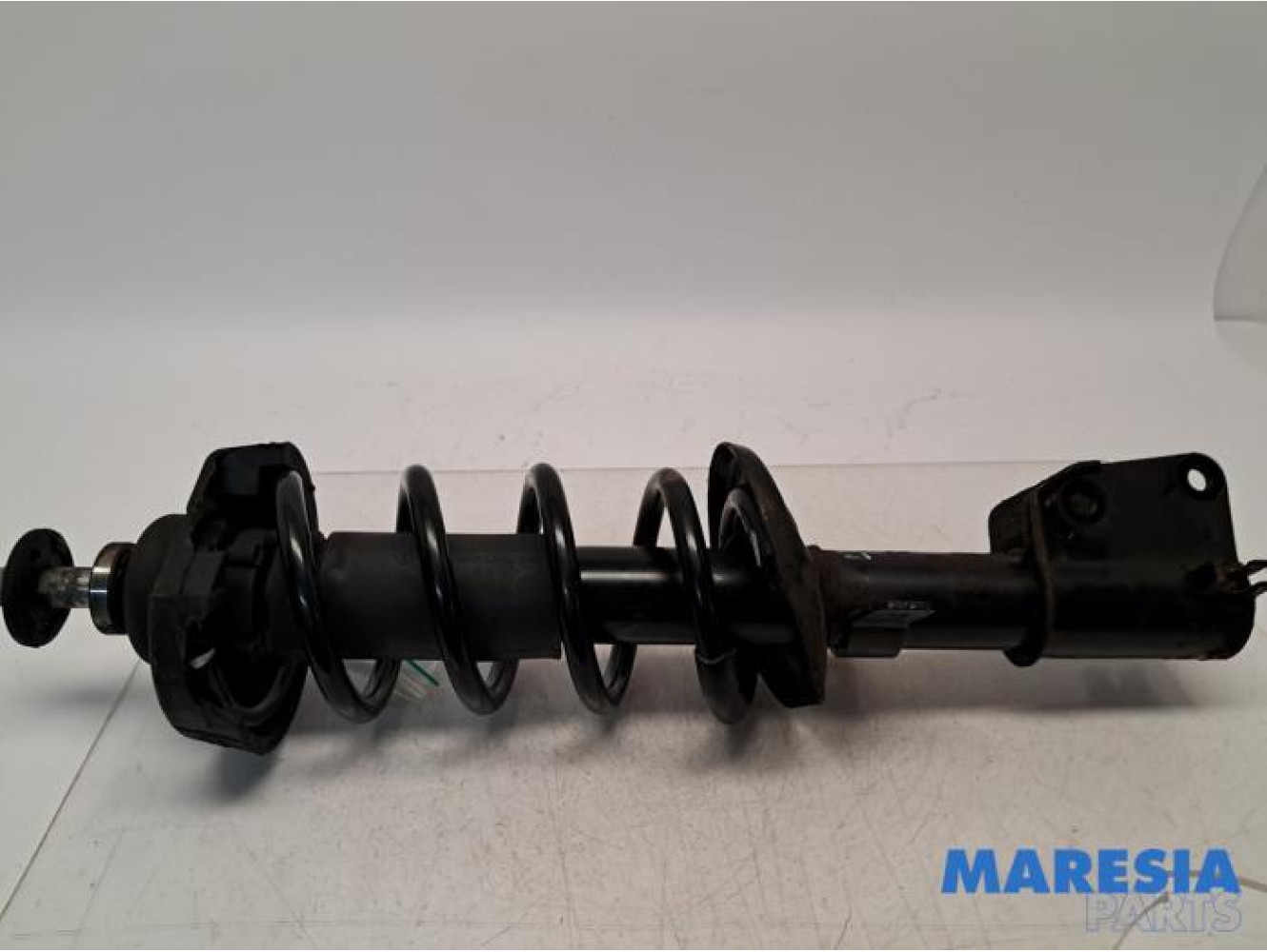 Opel - Vivaro - Front shock absorber rod, left