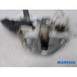 Peugeot - 107 - Serrure portière mécanique 4portes arrière droite