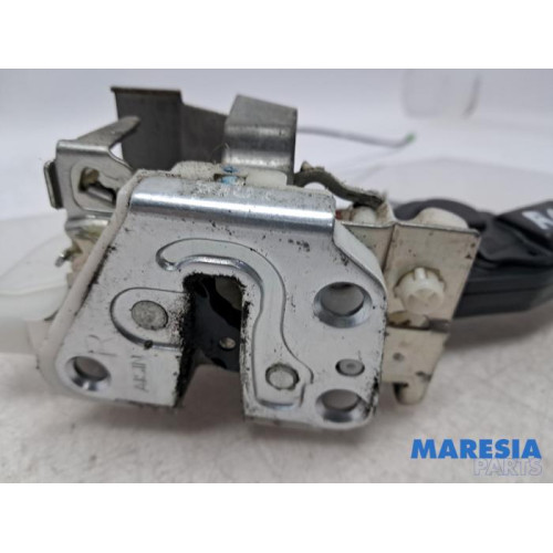 Peugeot - 107 - Serrure portière mécanique 4portes arrière droite