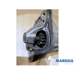 Opel - Vivaro - Anlasser